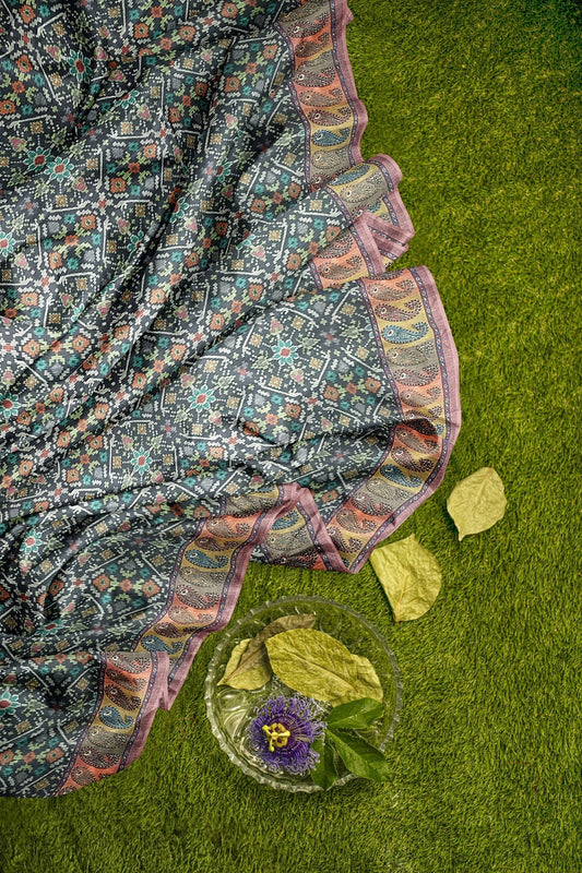 Grey Kani-Inspired Everyday Patola Pashmina Print Saree