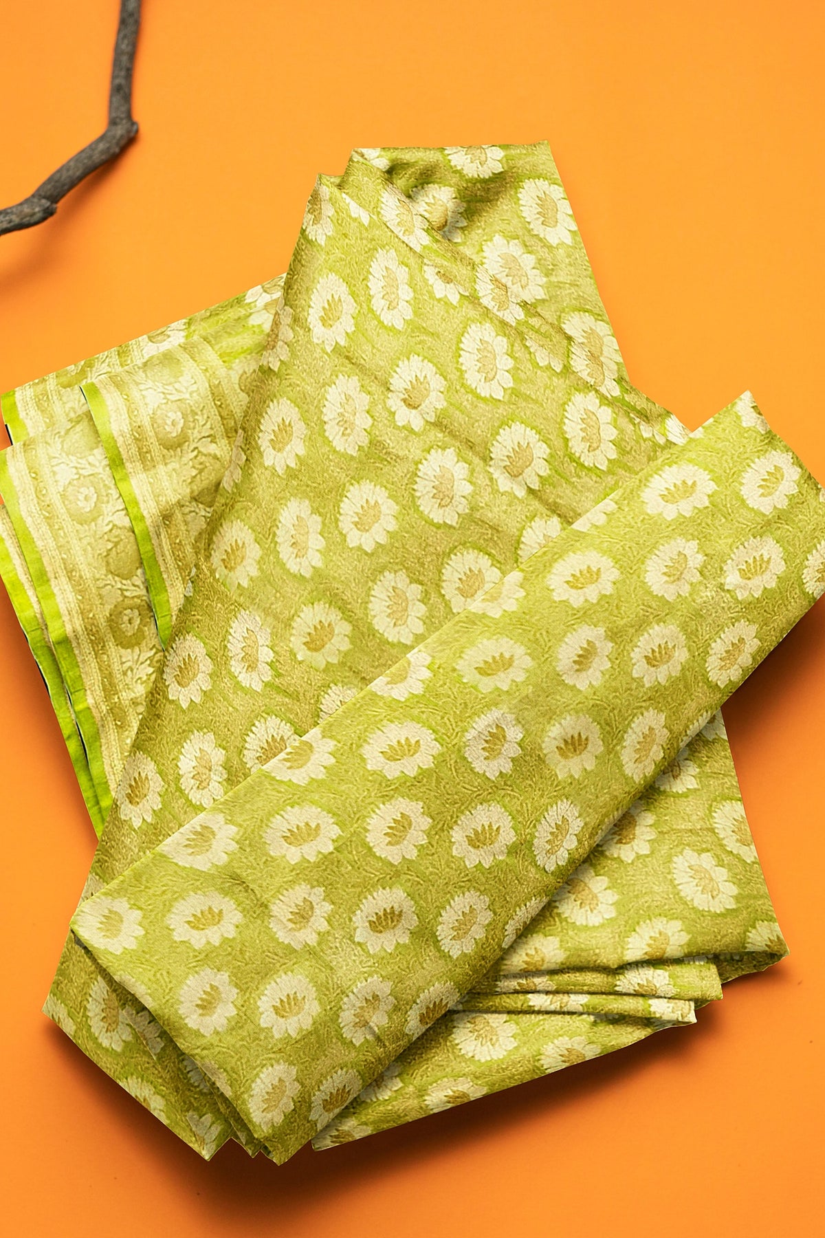Light Ghiya Green Georgette Silk Saree
